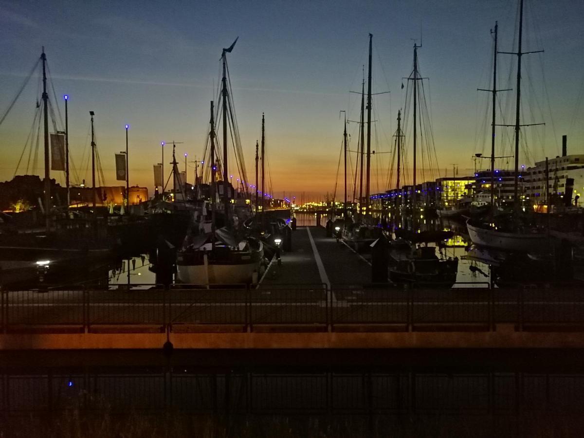 Familien Fewo Wohnung 1 Mit Kinder Spielecke Erdgeschoss An Der Muhle Am Wochenmarkt Bremerhaven Zewnętrze zdjęcie
